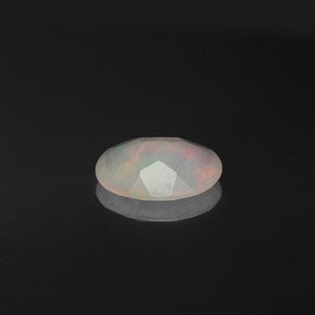 0,78 ctw natürlicher mehrfarbiger Opal, Transparent, Transparent / Lichtdurchlässig
