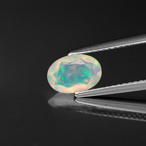 0,57 ctw natürlicher mehrfarbiger Opal, Transparent, Transparent / Lichtdurchlässig