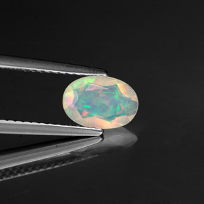 0,57 ctw natürlicher mehrfarbiger Opal, Transparent, Transparent / Lichtdurchlässig