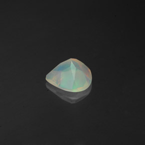 0,61 ctw natürlicher mehrfarbiger Opal, Transparent, Transparent / Lichtdurchlässig
