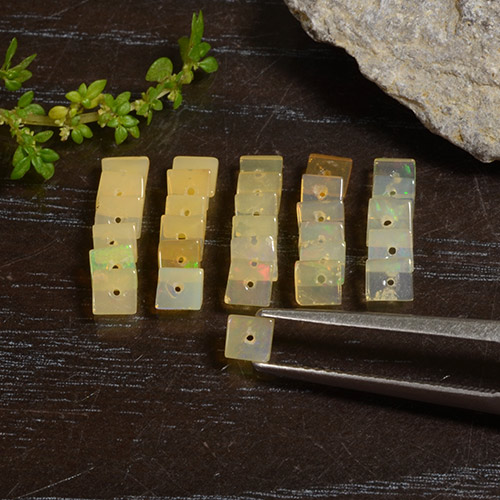 2.84 ct natürliche Mehrfarbig Opal-Edelsteine, Quadrat, Lichtdurchlässig