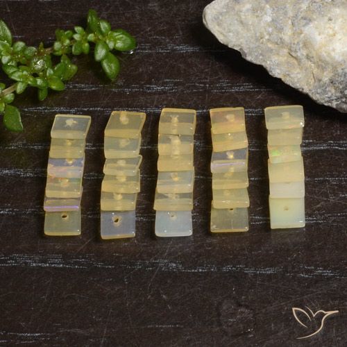 3.90ctw Natürlicher Mehrfarbig Opal, Quadrat, Transparent