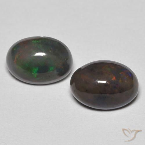 0.99ctw Natürlicher Mehrfarbig Opal, Oval, Lichtundurchlässig