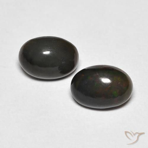 0.92ctw Natürlicher Mehrfarbig Opal, Oval, Lichtundurchlässig