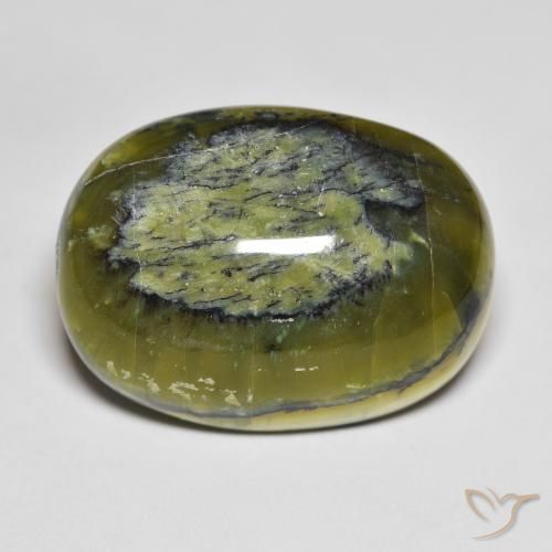 33.65ct Natürlicher Warmes Grün Opal, Oval, Lichtundurchlässig