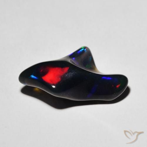 9,17 ctw natürlicher Mehrfarbig Opal, Ausgefallene Form, Lichtdurchlässig