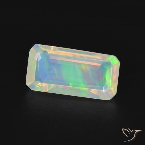 9,17 ctw natürlicher Mehrfarbig Opal, Oktagonschliff, Transparent