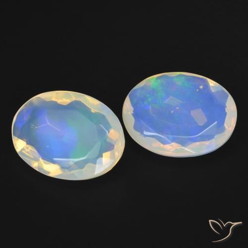2.89 ct natürliche Mehrfarbig Opal-Edelsteine, Oval, Transparent
