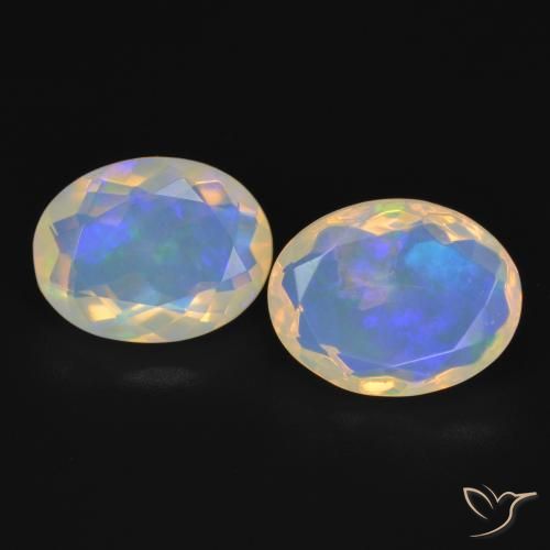 3.16ctw Natürlicher Bläulich-weiß Opal, Oval, Transparent