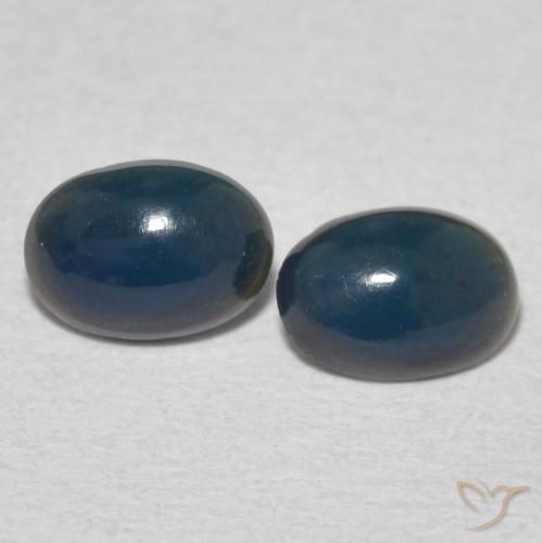 0.75ctw Natürlicher Mehrfarbig Opal, Oval, Lichtundurchlässig