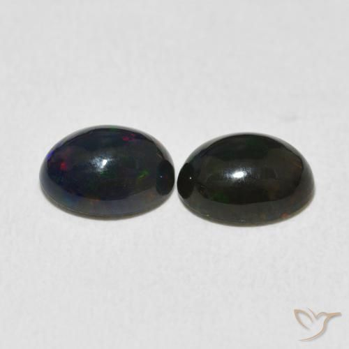 1.58 ct natürliche Mehrfarbig Opal-Edelsteine, Oval, Lichtundurchlässig