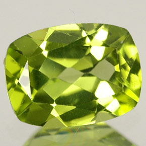 1,45 ctw natürlicher grüner Peridot, Kissenschliff, VVS-VS