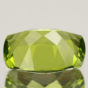 1,45 ctw natürlicher grüner Peridot, Kissenschliff, VVS-VS