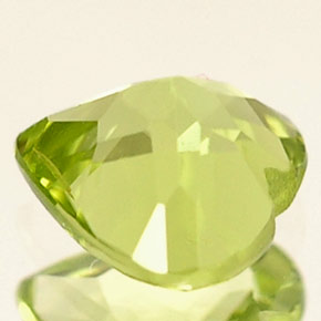 0,50 ctw natürlicher grüner Peridot, Herzform, VVS-VS
