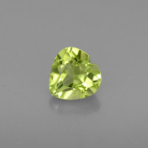 0,57 ctw natürlicher grüner Peridot, Herzform, VS