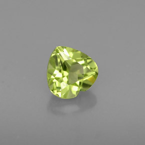 0,57 ctw natürlicher grüner Peridot, Herzform, VS