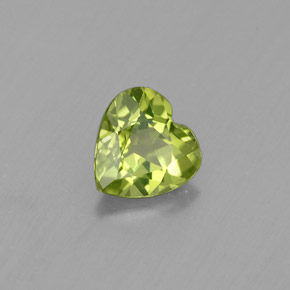 0,44 ctw natürlicher grüner Peridot, Herzform, VS