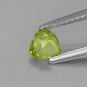 0,44 ctw natürlicher grüner Peridot, Herzform, VS