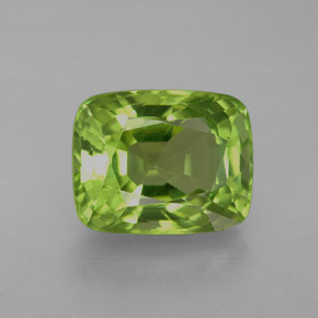 5,30 ctw natürlicher grüner Peridot, Kissenschliff, VVS
