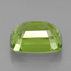 5,68 ctw natürlicher grüner Peridot, Kissenschliff, VVS