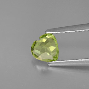 0,54 ctw natürlicher grüner Peridot, Herzform, VVS-VS