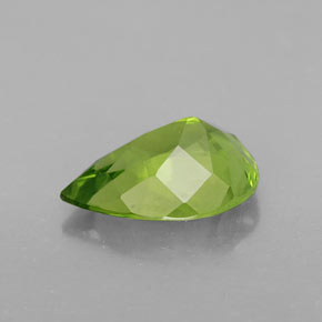 3,38 ctw natürlicher grüner Peridot, Birnenform, VVS