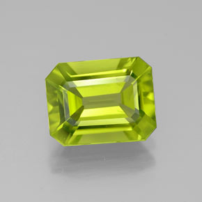 2,09 ctw natürlicher grüner Peridot, Smaragdschliff, VS