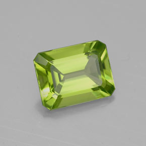 2,17 ctw natürlicher grüner Peridot, Smaragdschliff, VVS