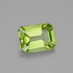 1,89 ctw natürlicher grüner Peridot, Smaragdschliff, VVS