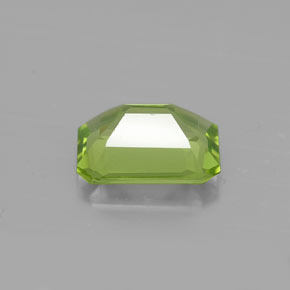 1,89 ctw natürlicher grüner Peridot, Smaragdschliff, VVS