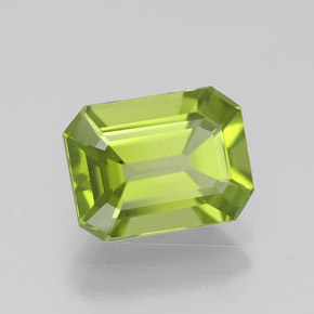 2,09 ctw natürlicher grüner Peridot, Smaragdschliff, VVS