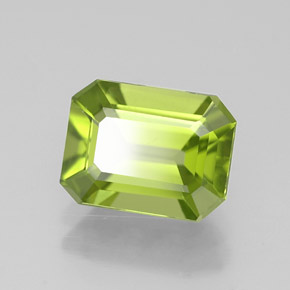 2,09 ctw natürlicher grüner Peridot, Smaragdschliff, VVS