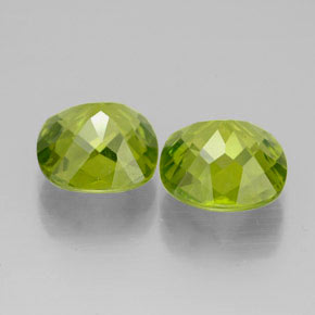  ct natürliche grüner Peridot-Edelsteine, Kissenschliff, VVS-VS