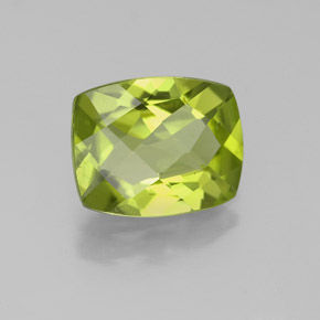 2,50 ctw natürlicher grüner Peridot, Kissenschliff, VS