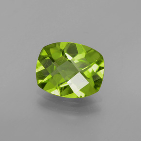 2,49 ctw natürlicher grüner Peridot, Kissenschliff, VS-SI