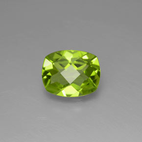 2,31 ctw natürlicher grüner Peridot, Kissenschliff, VS