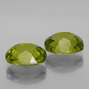  ct natürliche grüner Peridot-Edelsteine, Kissenschliff, VS