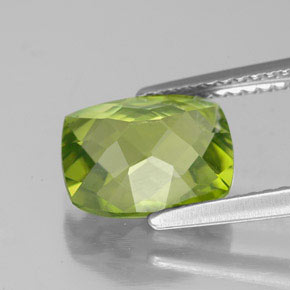 2,63 ctw natürlicher grüner Peridot, Kissenschliff, VS