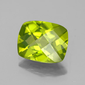 2,72 ctw natürlicher grüner Peridot, Kissenschliff, VS