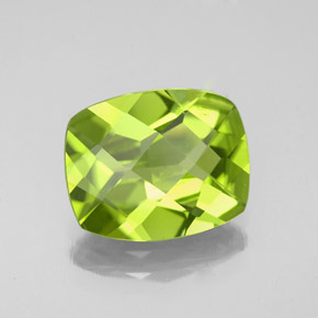 3,48 ctw natürlicher grüner Peridot, Kissenschliff, VS-SI