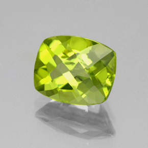 3,26 ctw natürlicher grüner Peridot, Kissenschliff, VS-SI