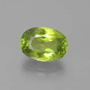 5,47 ctw natürlicher grüner Peridot, Oval Schliff, VS