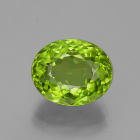 5,79 ctw natürlicher grüner Peridot, Oval Schliff, VS