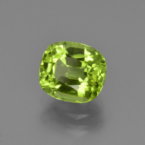 2,48 ctw natürlicher grüner Peridot, Kissenschliff, VS