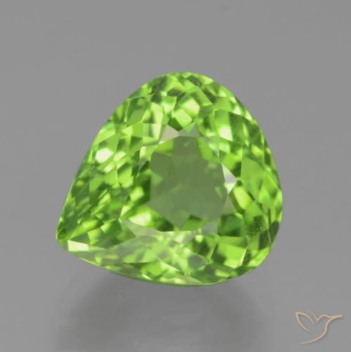 4,74 ctw natürlicher grüner Peridot, Birnenform, VS