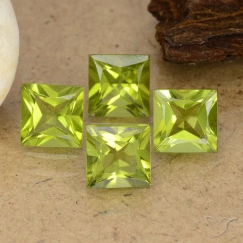 2.72 ct natürliche Mittelgrün Peridot-Edelsteine, Quadrat, VS