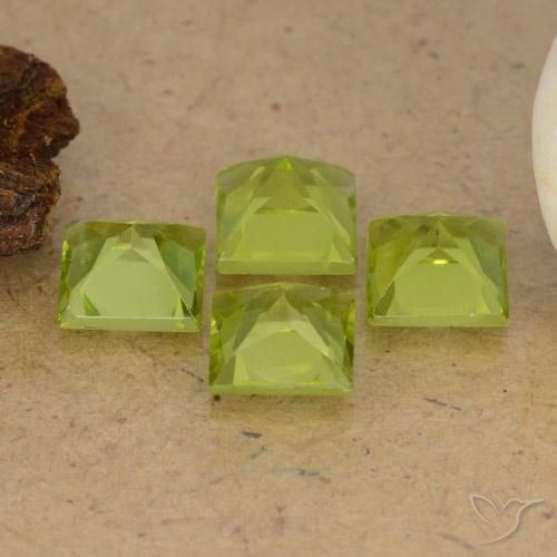 2.72 ct natürliche Mittelgrün Peridot-Edelsteine, Quadrat, VS