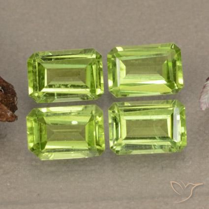 2.70 ct natürliche Mittelgrün Peridot-Edelsteine, Oktagonschliff, VVS-VS