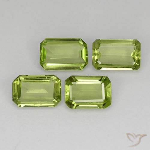 1.85ctw Natürlicher Mittelgrün Peridot, Smaragdschliff, VVS-VS