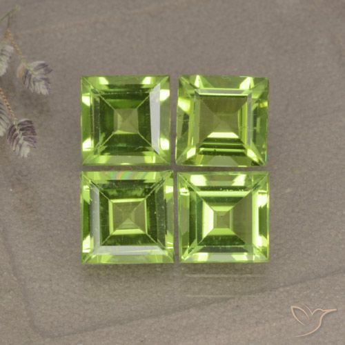 4.23ctw Natürlicher gelblich-grün Peridot, Quadrat, VVS-VS